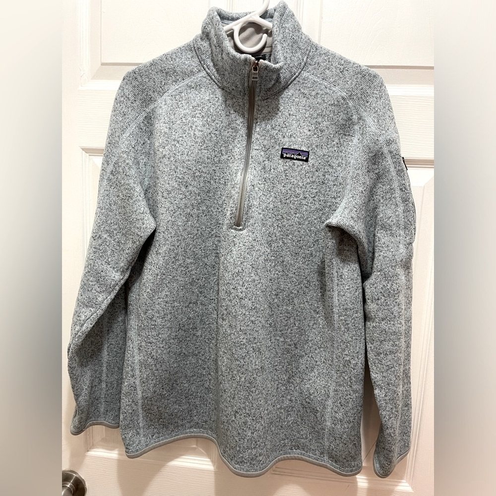 Patagonia Women’s Icy Light Blue Better Sweater Fleece 1/4 zip - Size XL